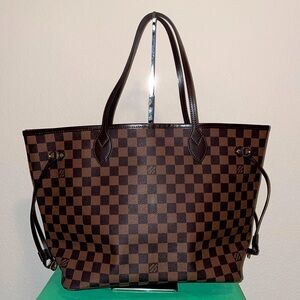 Louis Vuitton Neverfull mm